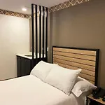 Casa Santafé - Coliving Hotel